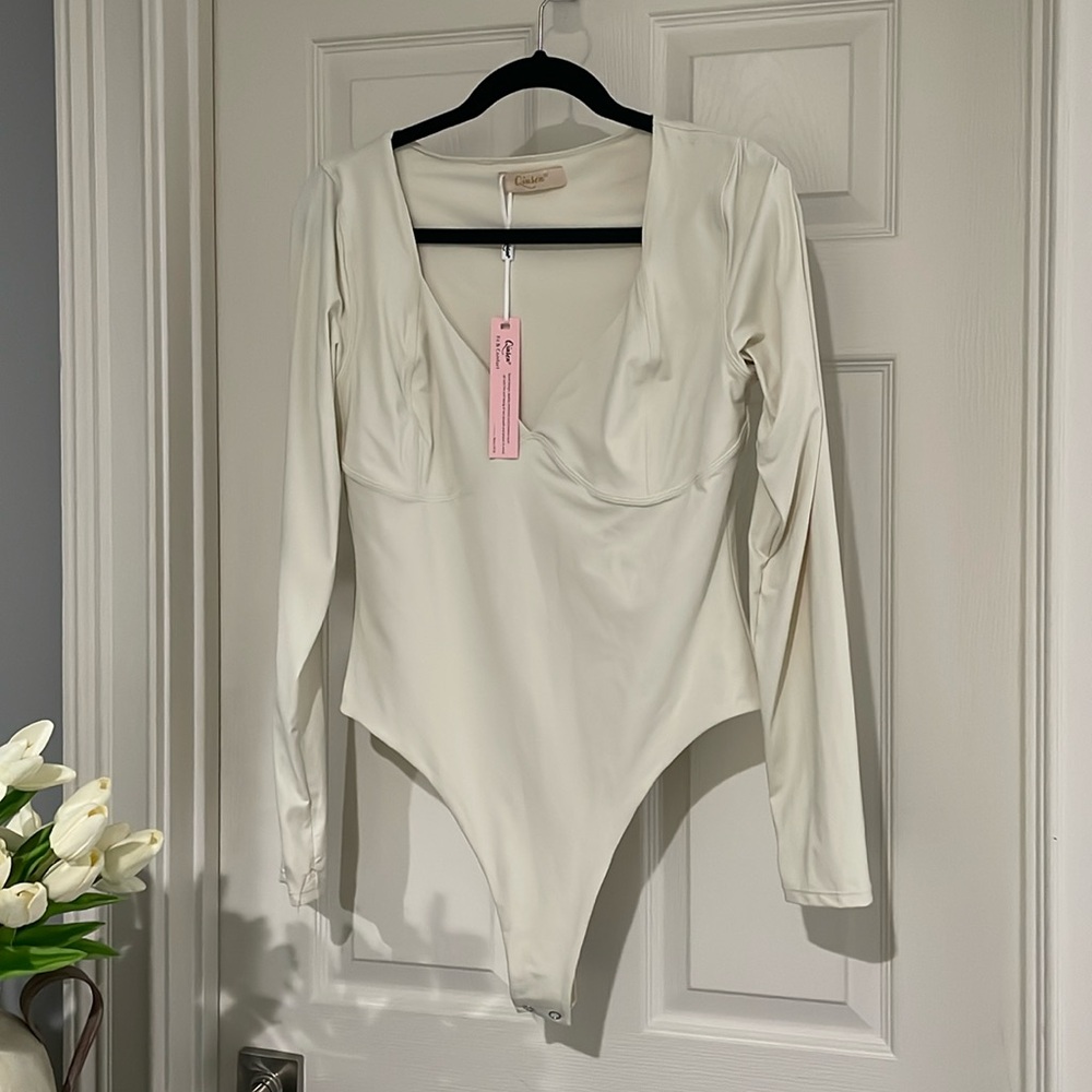 Long sleeve bodysuit size XL